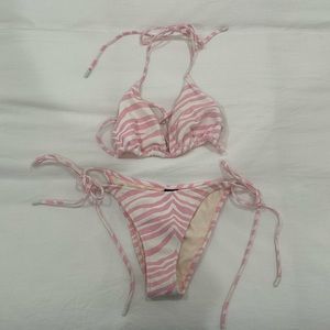 Triangl bikini pink zebra print - size small bottoms and size XL top